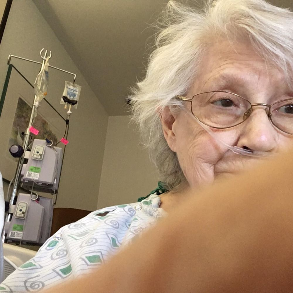 Meet your Posher, Eva